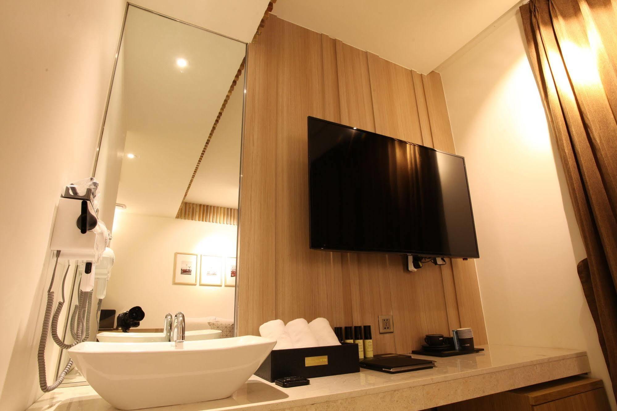Boutique Hotel Xym Сеул Экстерьер фото